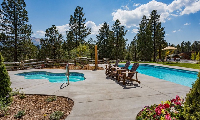 Purgatory Cabin | The Aspen Leaf (#504) |10 min to Ski - Golf - AC - Sauna - Pool/Hot Tub