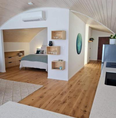 Raglan Apartment | The Boatshed, Luxury Waterfront Accommodation