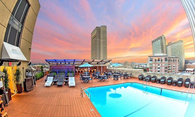 Prudential - St. Botolph Hotel | The Colonnade Hotel Back Bay