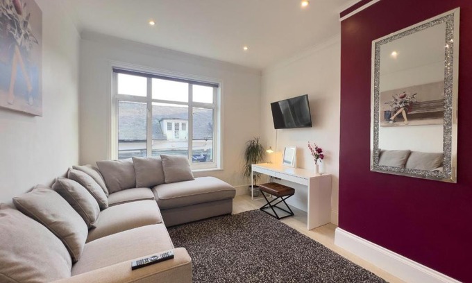 Royal Tunbridge Wells Apartment | The Dragon Pad Boutique Apartment