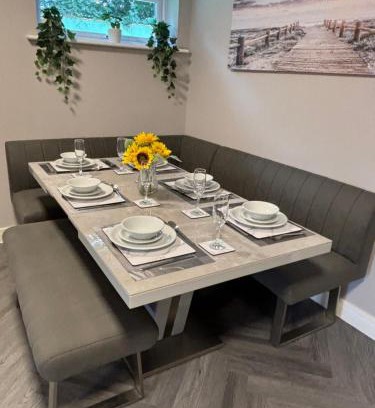 Poole House | The Drey