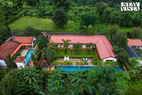 Karjat Villa | The Green Lagoon by VEO - Part of StayVista with Pool, Lawn, Wi-Fi