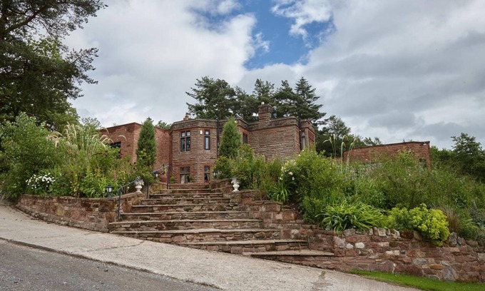 Ainstable Bed & Breakfast | The Heather Glen Country House