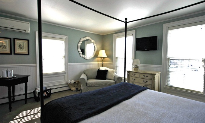 Village of East Hampton Bed & Breakfast | The Hedges Inn