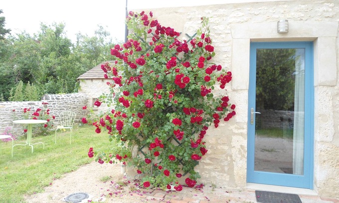 Saint-Boil Cottage | 'The house' in Gîtes 'Le Haut de Collonge' near Cluny/Taizé/Cormatin