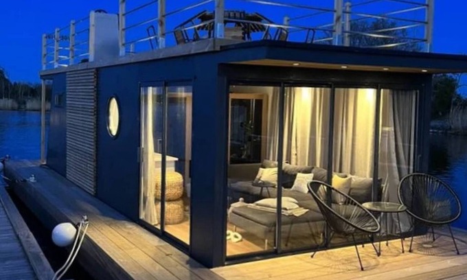 Solvesborg Boat Rental | The Houseboat Astrid