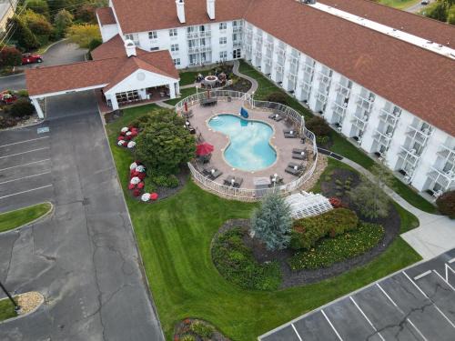 Sevierville Hotel | The Inn at Apple Valley, an Ascend Collection Hotel