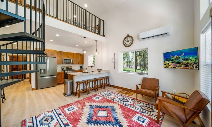 Bayfield House | The Loft at Golden Meadows Farm - Ideally located between Durango and Pagosa