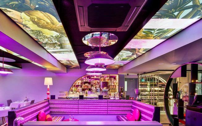 Spring Hill Hotel | The Metropolitan Spring Hill