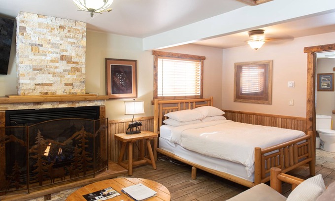 Indian River Cabin | The Moose Lodge Summa