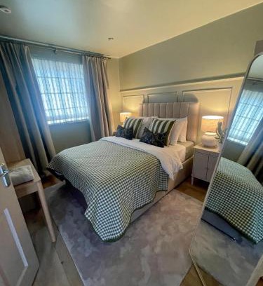 Newcastle House | The Mourne Cottage