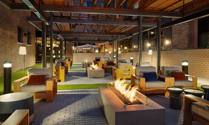 Fort Worth Hotel | The Nobleman Fort Worth, Tapestry Collection By Hilton