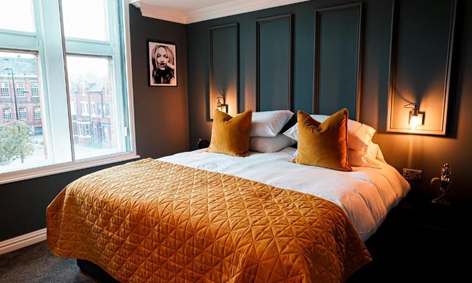 Warrington Apartment | The Old Post Office Warrington by Deuce Hotels