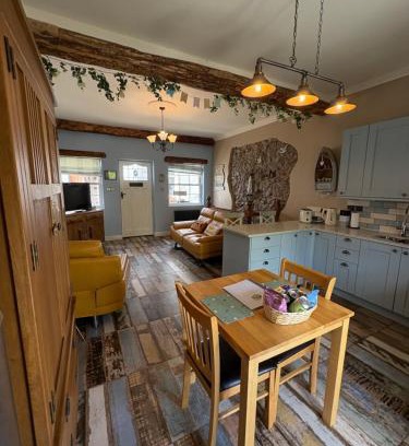 Penrhyn Bay House | The Old Shop Cottage, Llandudno