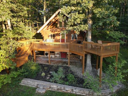 Berkeley Springs Ski Chalet | The Outlook - Pet Friendly, Grill, Wifi, View, Fire Pit, Deck, Family Friendly, Foosball, Game Room, King Bed, Fireplace