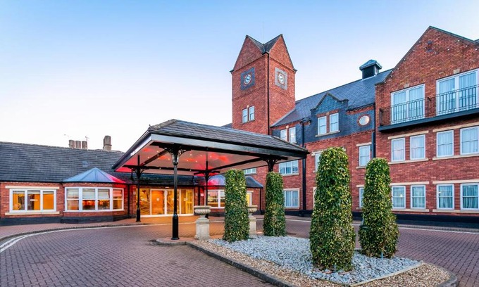 Stretton Hotel | The Park Royal Hotel & Spa