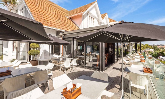 Parnell Hotel | The Parnell Hotel & Conference Centre
