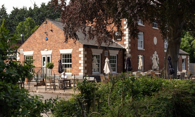 Stretton Hotel | The Partridge