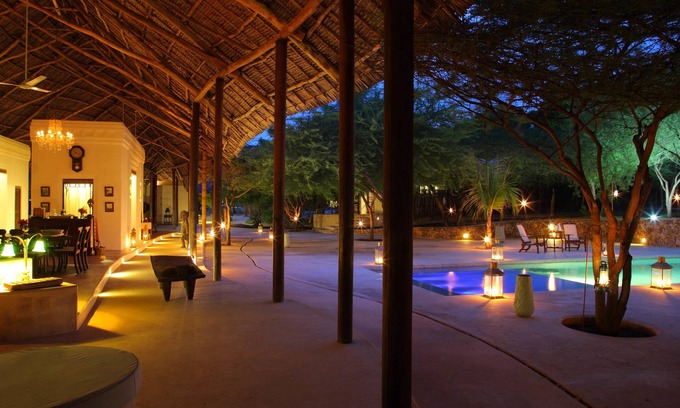 Lamu Cabin | The Red Pepper House