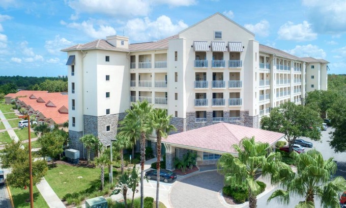 West Kissimmee Hotel | The Reserve at Summer Bay Orlando
