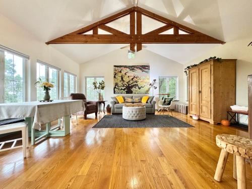 Cypress Banks Bed & Breakfast | The Rivery Retreat, Choose from Luxury Guesthouse Cabin OR Poolside Suite in Lake Austin Hill Country