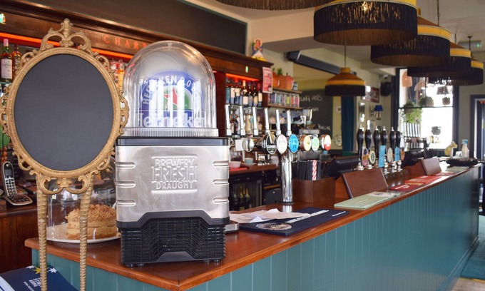 Hove Hotel | The Stirling Arms