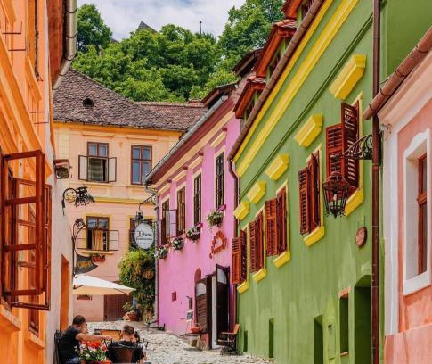 Sighisoara Hotel | The Throne - M Museum Hotel