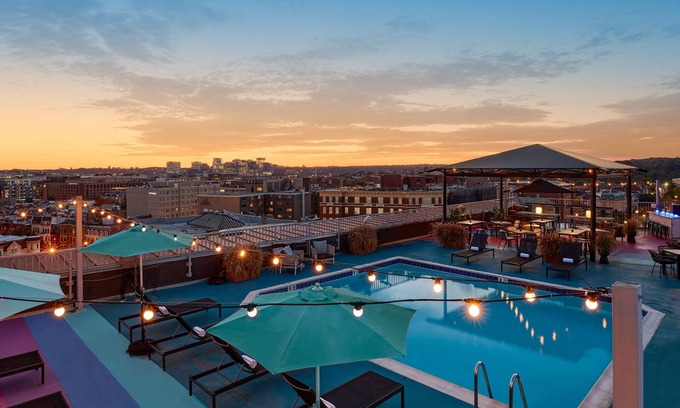 Dupont Circle Hotel | The Ven at Embassy Row, Washington, D.C., a Tribute Portfolio Hotel