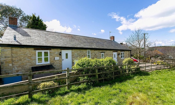 Littlebredy Cottage | The Willows, Dorset Country Cottage.