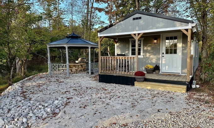 Apple Grove Cabin | This tiny cabin is a peaceful place complete with stocked pond and kayaks!