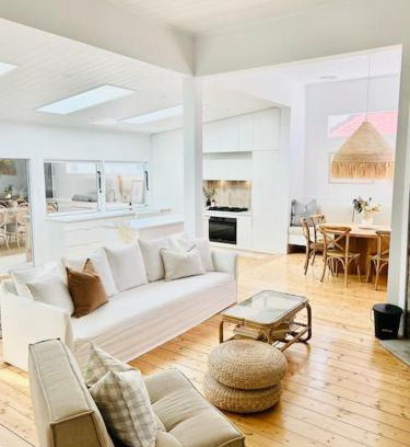 North Bendigo House | Thunder St Cottage Light Bright Home