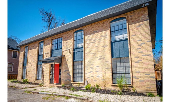 Midtown Apartment | Tobin Hill 2-2 Apt 5minDT 2min Pearl and St Marys
