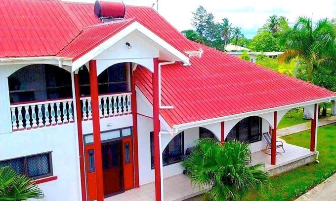 Nuku'alofa House | Tonga Holiday Villa