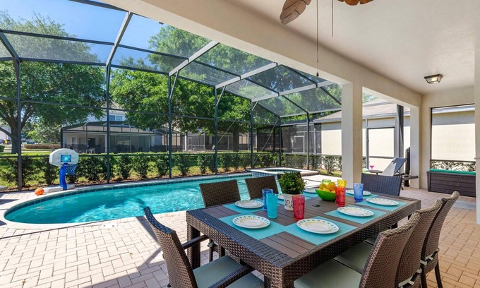 Windsor Hills House | Top-Rated Amazing Villa! Salt💧Pool, Game Room + Pool Heat, BBQ & Baby Gear