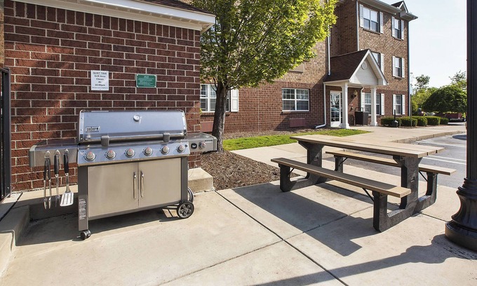 Livonia Hotel | Towneplace Suites By Marriott Detroit Livonia