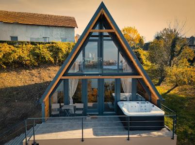 Petrovaradin Ski Chalet | Tramonto