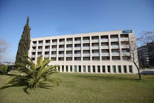 Barcelona Hotel | Travelodge Barcelona del Vallés
