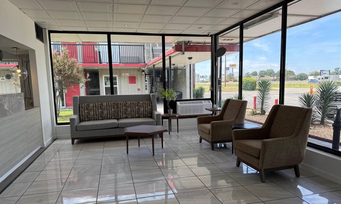 Lumberton Hotel | Travelodge by Wyndham Lumberton