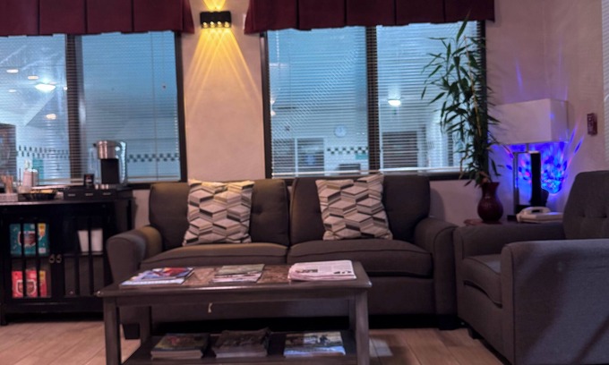 Newberg Hotel | Travelodge Suites by Wyndham Newberg