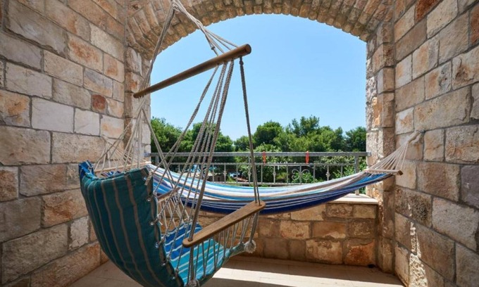 Veliki Drvenik House | Triple Bedroom with Balcony