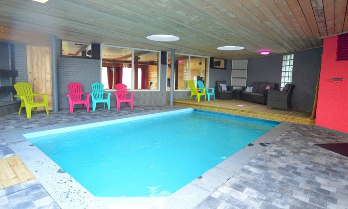 Trooz House | Trooz Villa with Pool & Sauna