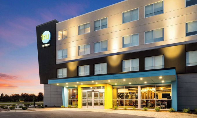 Lake Delton Hotel | Tru By Hilton Wisconsin Dells