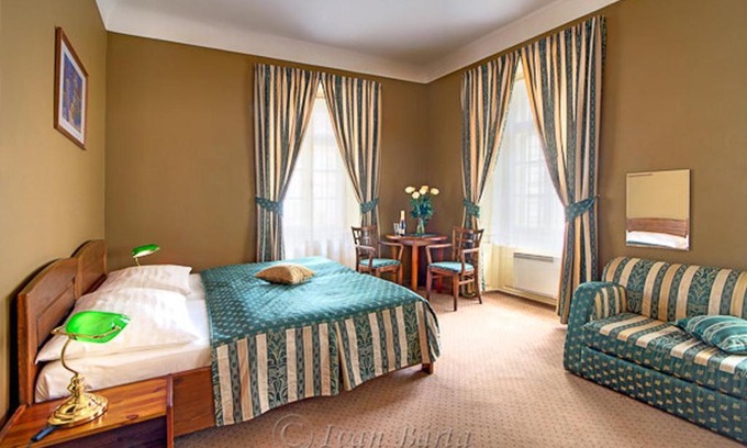Hradcany Hotel | U Schnellu