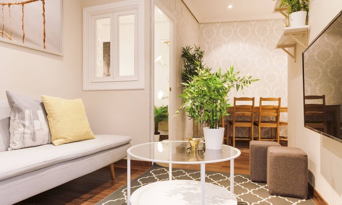 Sol Apartment | ✴Unbeatable location✴- "Sol&Mayor"- business&family 👨‍👩‍👧‍👧 Nespresso+ WIFI