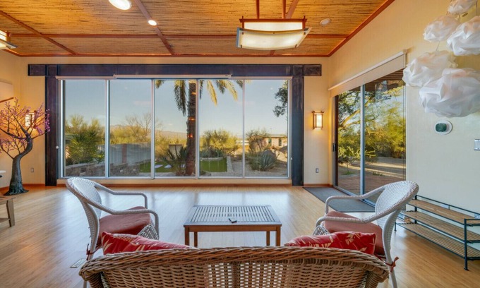 Tucson House | Unique Home/5 BR 2 BA/Yoga/Private/4 Acres