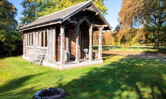 Nairn Cabin | Unique Norwegian cabin perched above the River Findhorn with a stunning view