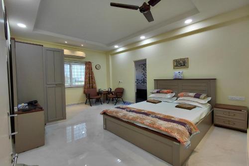 Sadar House | V & U Homestay Sadar