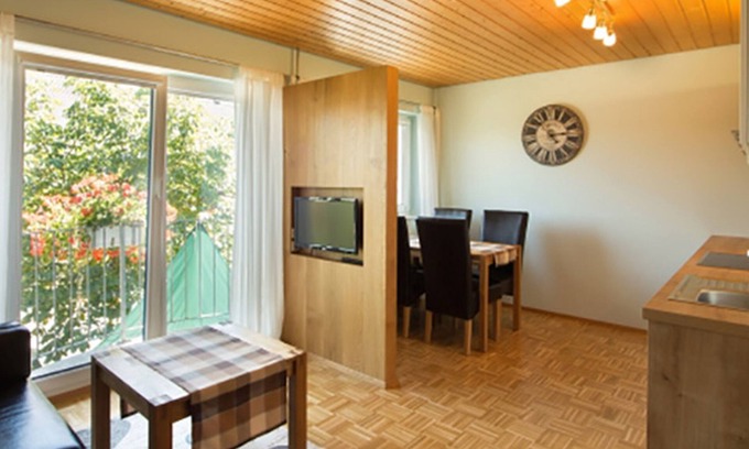 Salem Apartment | Vacation apartment Rotkelchen, 48 sqm, 2 bedrooms, French balcony, max. 4 persons