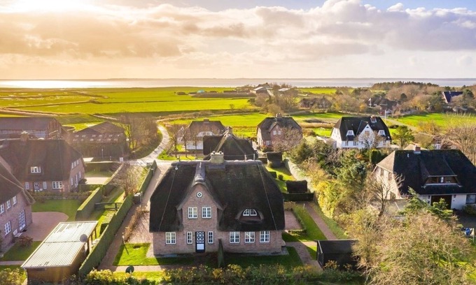 Utersum House | Vacation home for 6 guests with 155m² in Utersum - OT Hedehusum (168153)