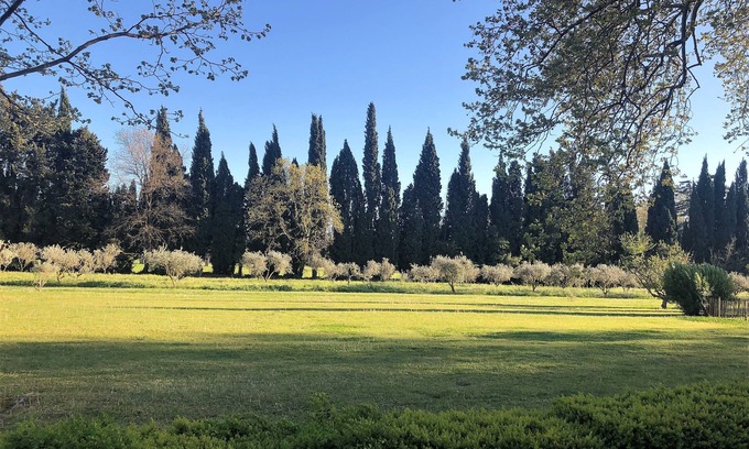 Eyragues House | Vacation home for rent in Provence, near Alpilles